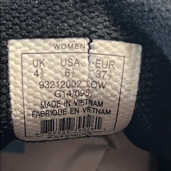 K-Swiss Black Leather sneakers. Women's 6.5 - Picture 10 of 11